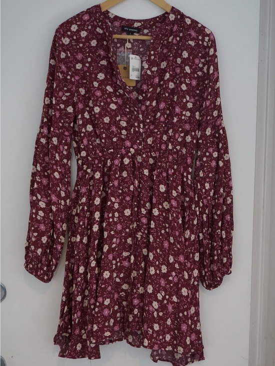 Blu Pepper Dresses & Skirts - Blu Pepper Burgundy Floral V-Neck Babydoll Dress